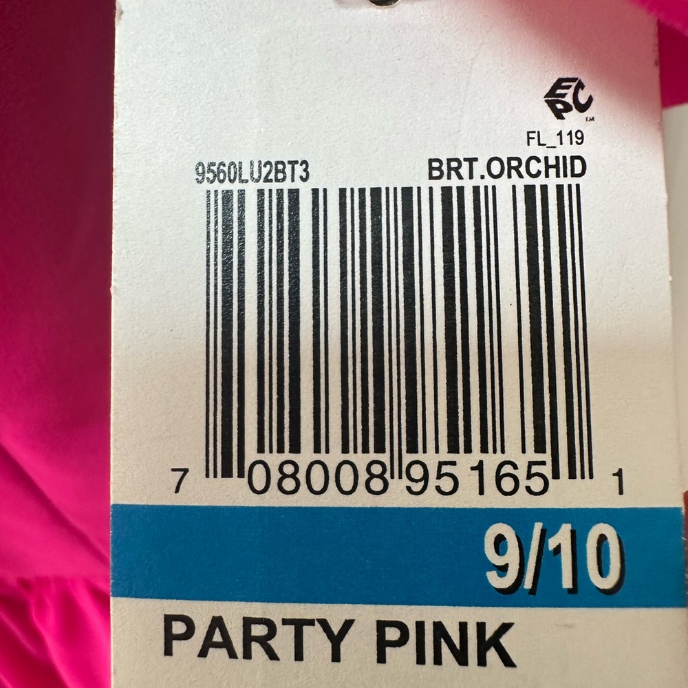 Chic Pink Off-Shoulder Dress - Picture 4 of 7